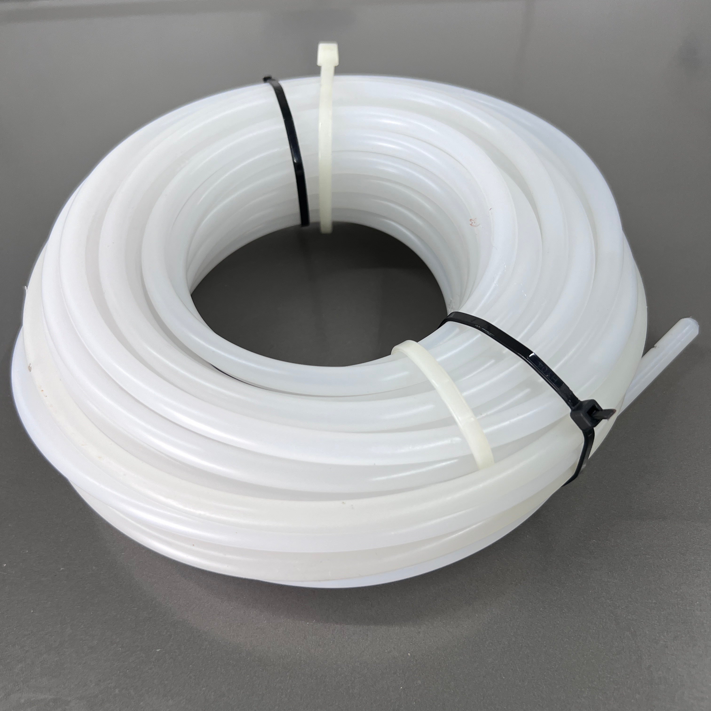 Frigidaire Refrigerator Water Reservoir (replaces 240322001, 240453003) 240545303 Frigidaire Refrigerator Water Reservoir (replaces 240322001, 240453003) 240545303